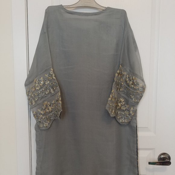 Aga Noor Organza Shirt - Picture 3 of 4